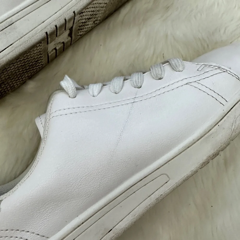 H&M white leather sneakers‎